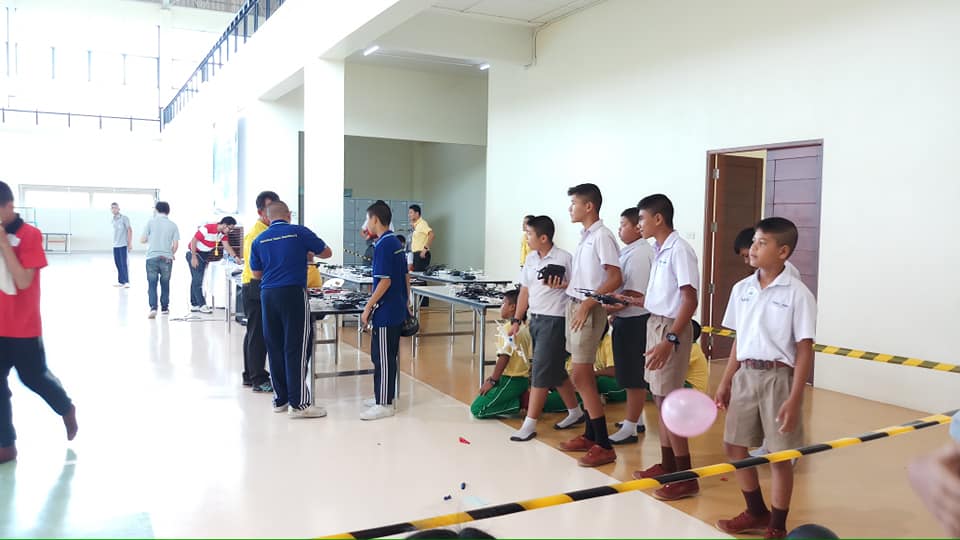 แข่งขันหุ่นยนต์โดรน (DRONE-RACE) ระดับชั้นประถมศึกษา